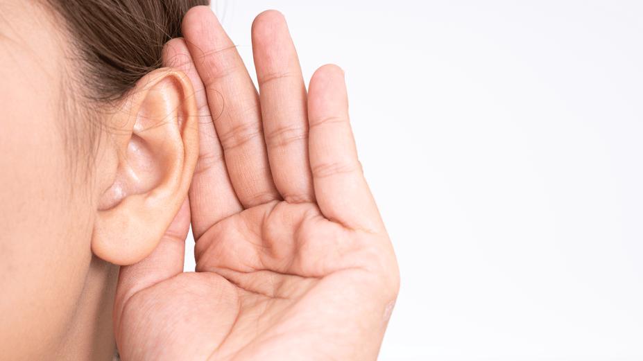 出现听力异常别拖延，神经性耳聋就医越早效果越好
