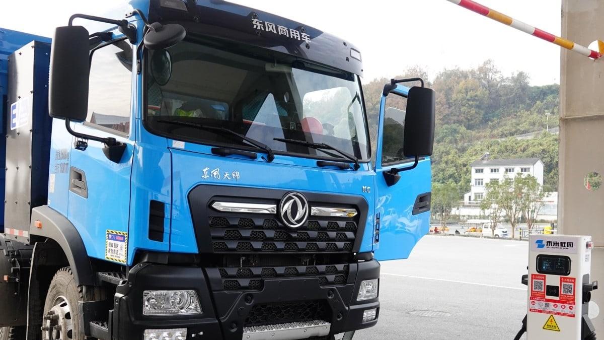 年产23万辆，中国电动重卡爆发，专家称是直击美国石油霸权的重锤