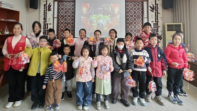 苏州工业园区斜塘街道淞源社区：欢声笑语闹元宵，和谐邻里一家亲