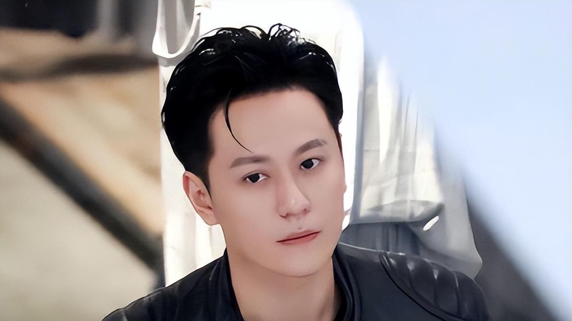 各自在自己的领域里努力发光，或许就是分开后最好的结局