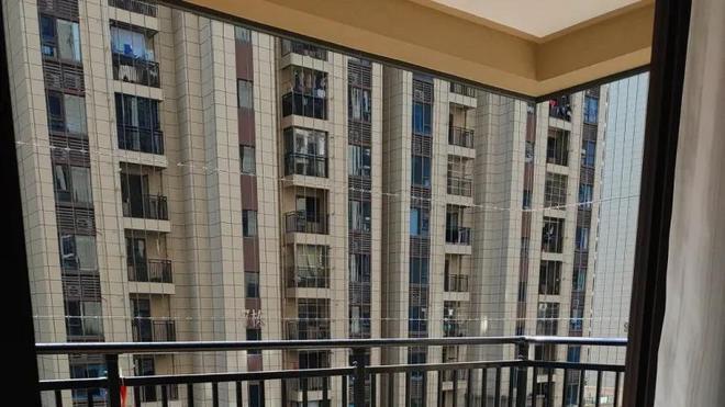 为什么大多数人会选择封阳台？这6个痛点问题，就是真实答案