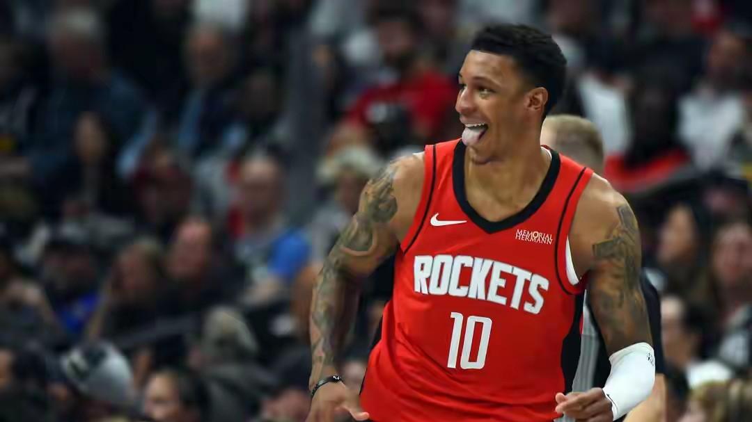 火箭主场迎战马刺，双方可以现场观察小贾福克斯