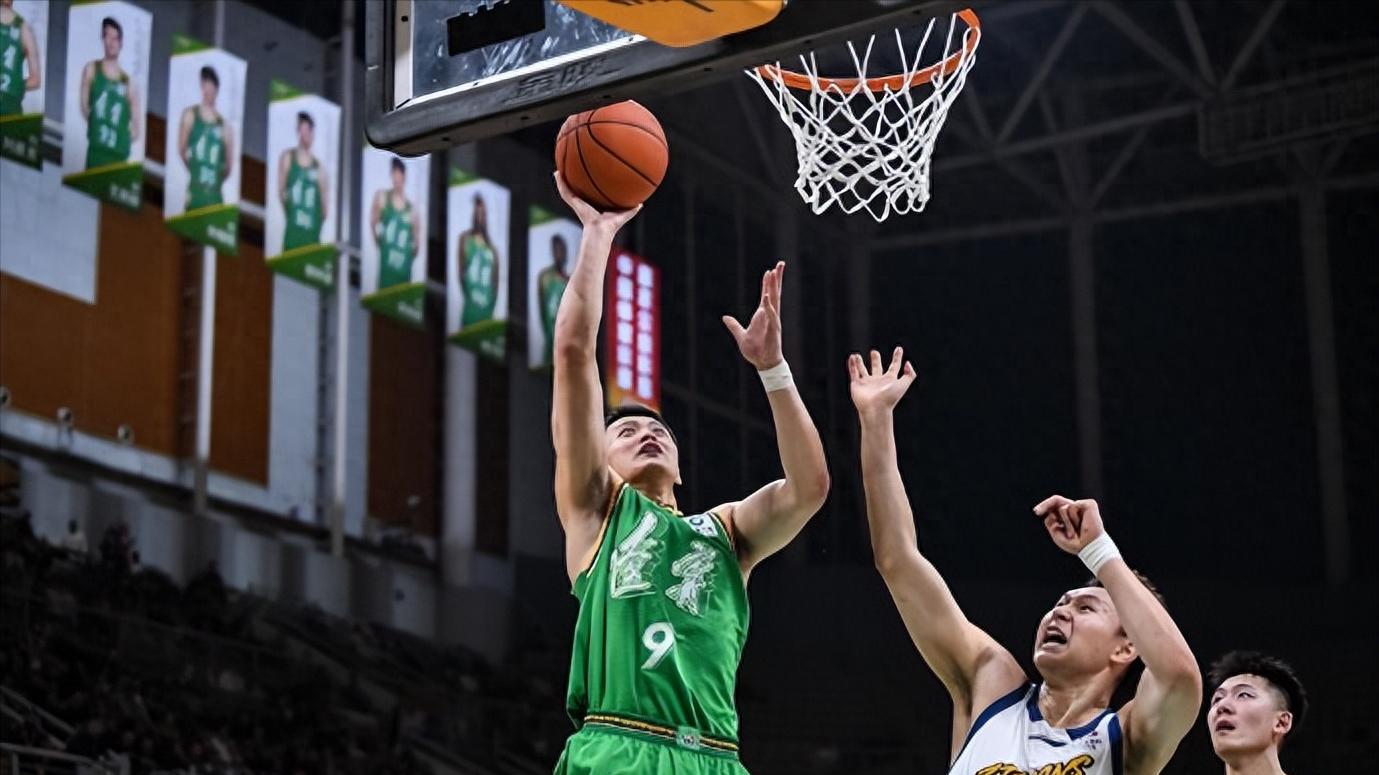 CBA争冠热门辽宁遇冷！昔日状元姜宇星断崖下滑至5.4分，谁的锅？