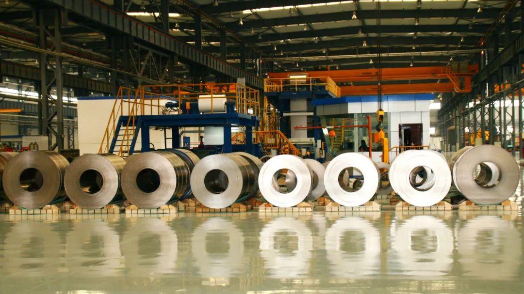 宝钛股份2025年仍在下跌，但四季度的表现很好