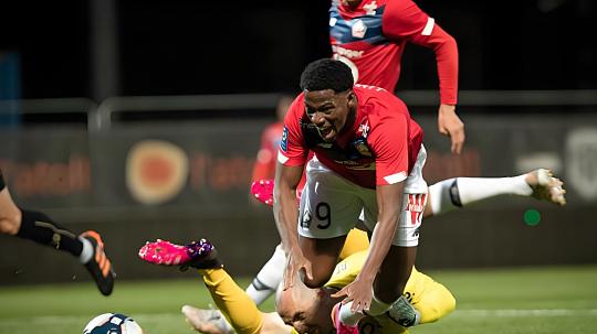 欧战前瞻：斯图加特主场龙发威，维拉伤病潮难敌里尔，水晶宫复仇之战