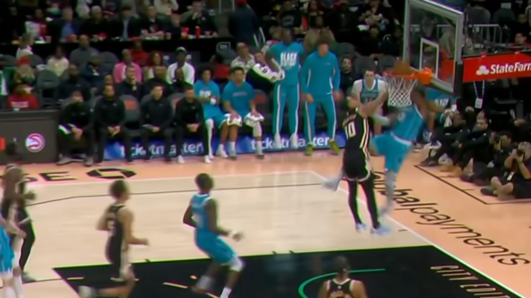 从11胜到25胜！黄蜂9连胜追平队史纪录，2026年胜率联盟第一