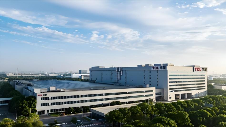 TCL C3A Pro 太炸了！《生化危机 9》满配体验，3A 影音全拿捏