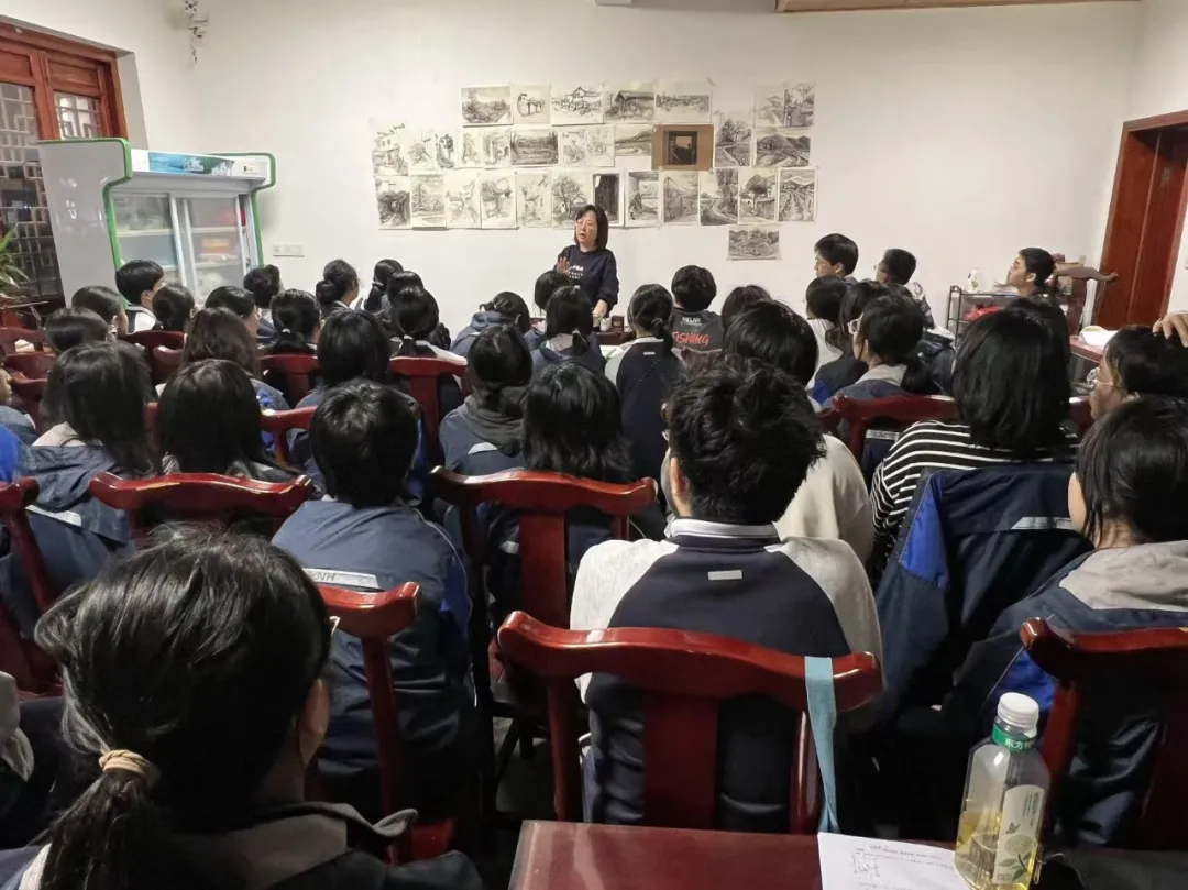 江苏省中国画学会携南京市宁海中学美术班赴皖南查济开展写生活动