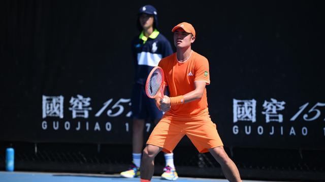 ATP500墨西哥阿卡普尔科站 吴易昺以两个7比6双抢七险胜