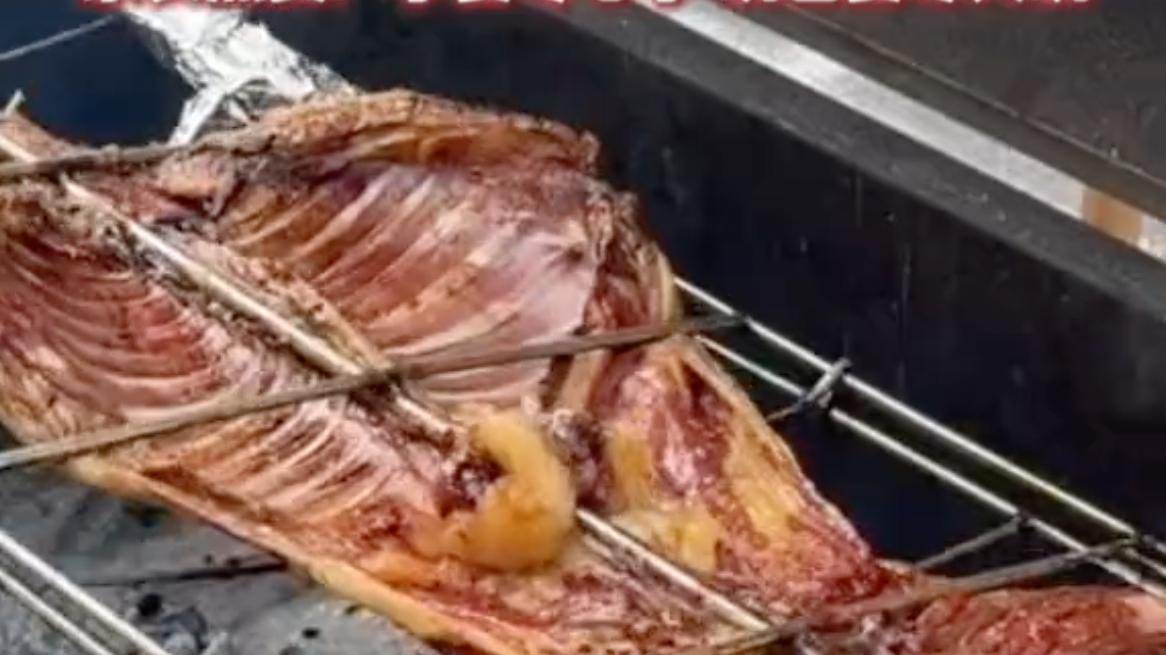 3只羊4200！月考改月“烤”有老师掏腰包，家长这样点赞