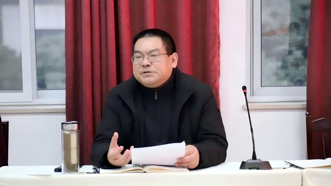 深耕医疗系统近30载，北川县人民医院“一把手”成平刚被查
