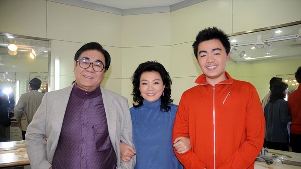 68岁马秋华：丈夫金铁霖走后4年，儿子33岁未婚成她最大心病
