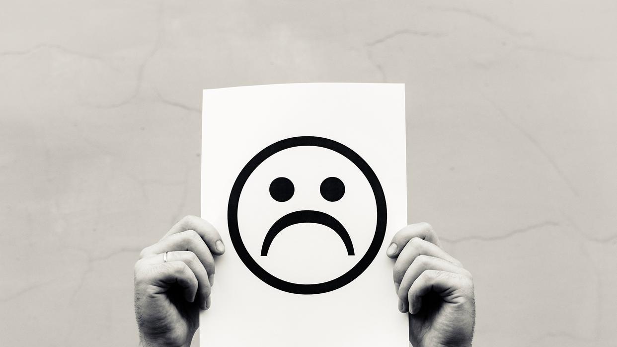 人类最大的心理问题：我不知道我焦虑，我觉得你挺焦虑的