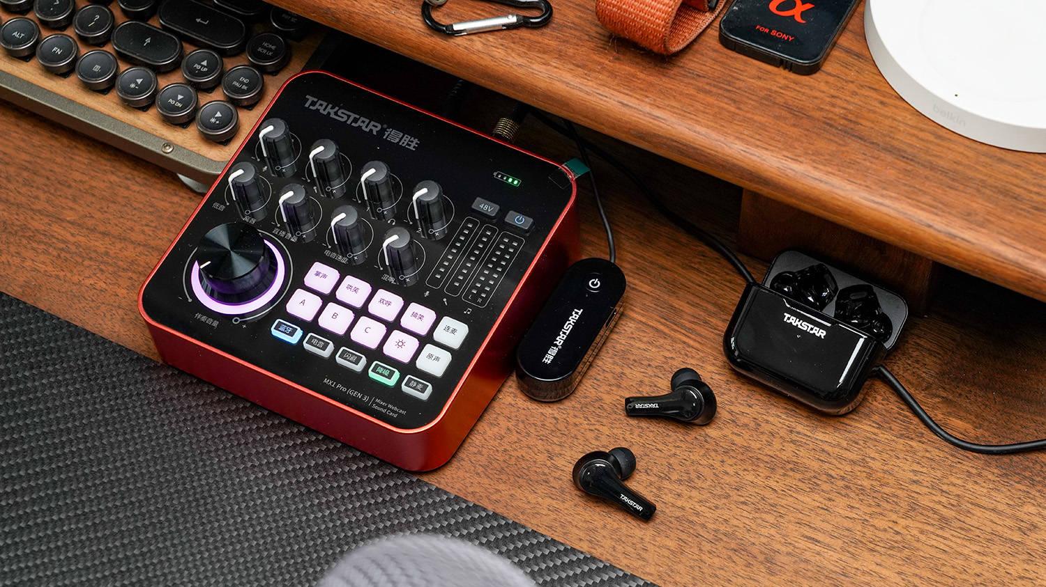 监听耳机怎么选？ 无线传输一拖多直播必备，得胜WPM-420评测分享