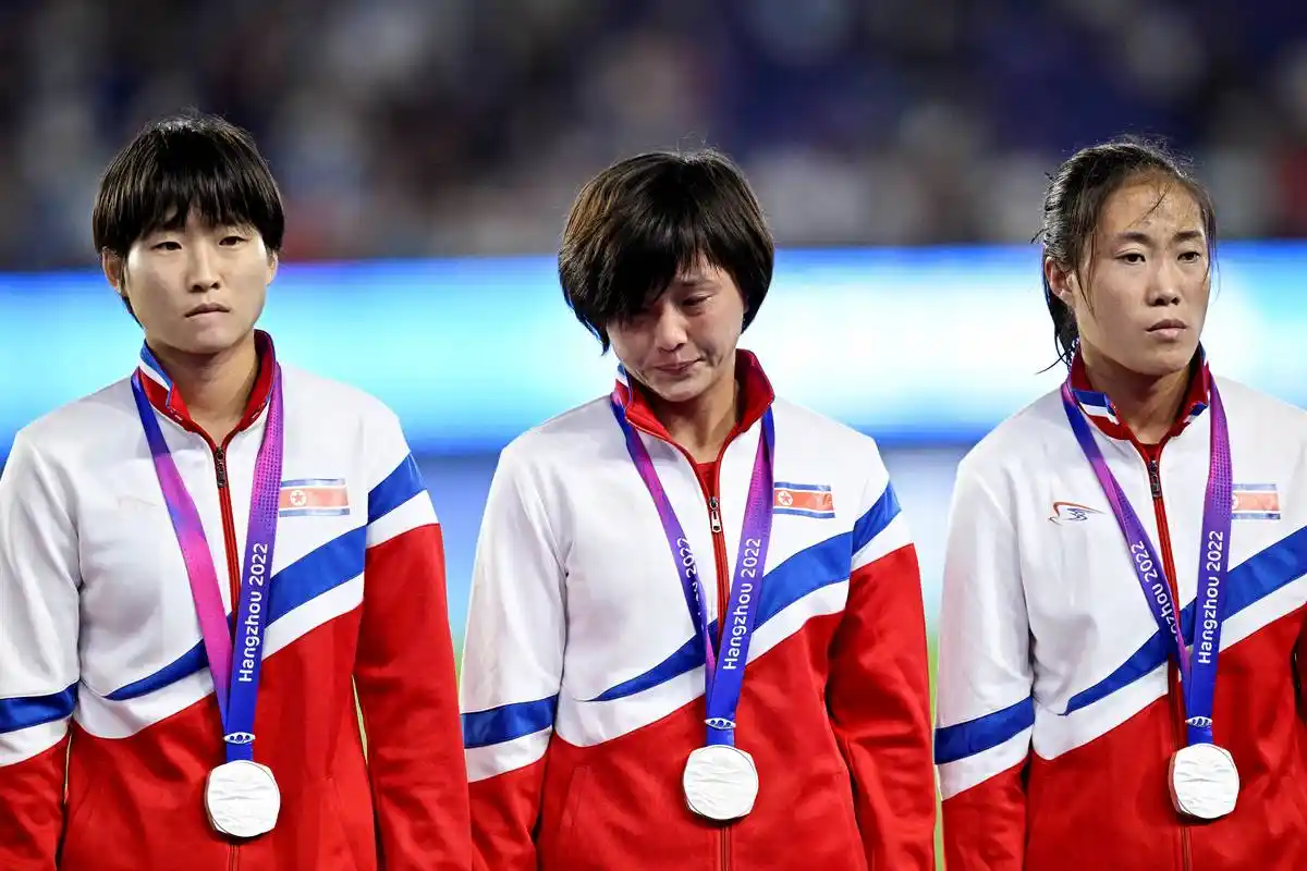 中国女足3连胜小组第一出线，形势大好，进决赛有戏了