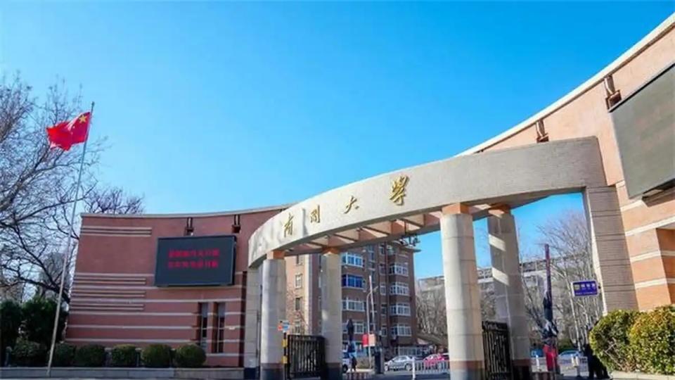 985大学双子星城市中，为什么只有天津在下滑？
