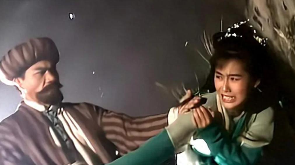 他容貌气质像极萧峰，却接连害了两位女侠