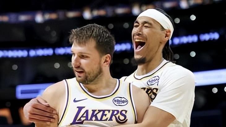 湖人打国王两连胜止跌，季后赛他们的机会在哪里？