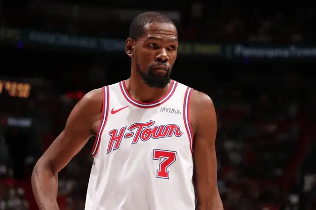 轰14+4+5！火箭输球不怪我，是谢泼德伊森没投进，乌度卡你又甩锅