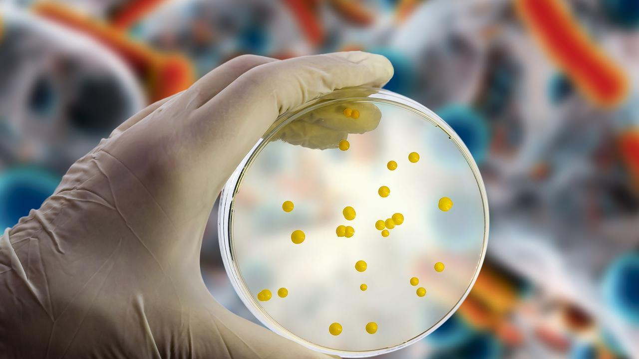 生殖器疱疹发作痒到崩溃？涂红霉素软膏管用吗？看完再决定用不用