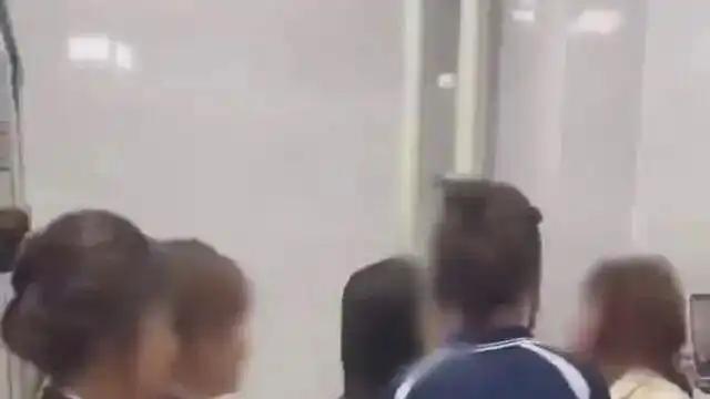 被霸凌女生也遭开除，学校岂能当“糊涂判官”