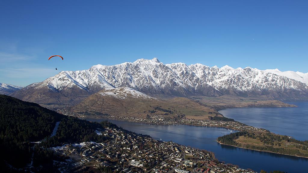 其实，老天爷一直都在提醒要远离谁
