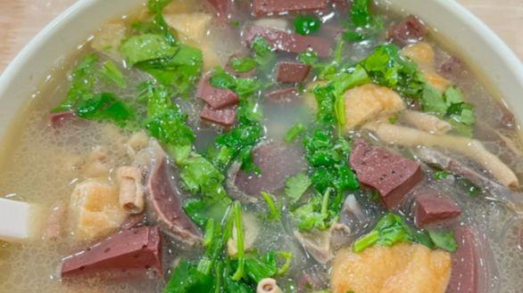 湖南人做鸭血粉丝汤，香辣鲜爽才是正道