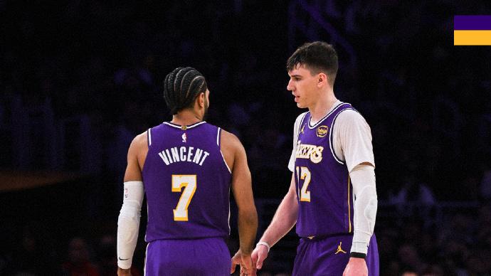 NBA常规赛：湖人4分惜败雄鹿，终结13胜1负关键战纪录，雷迪克主动担责引热议