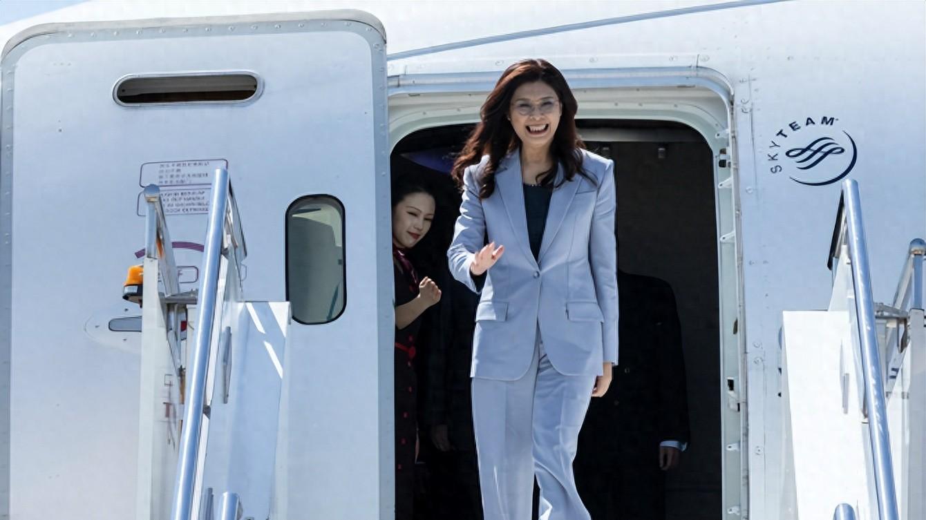 郑丽文前脚刚到大陆，赖清德随即表态愿与大陆交流，但有1个条件