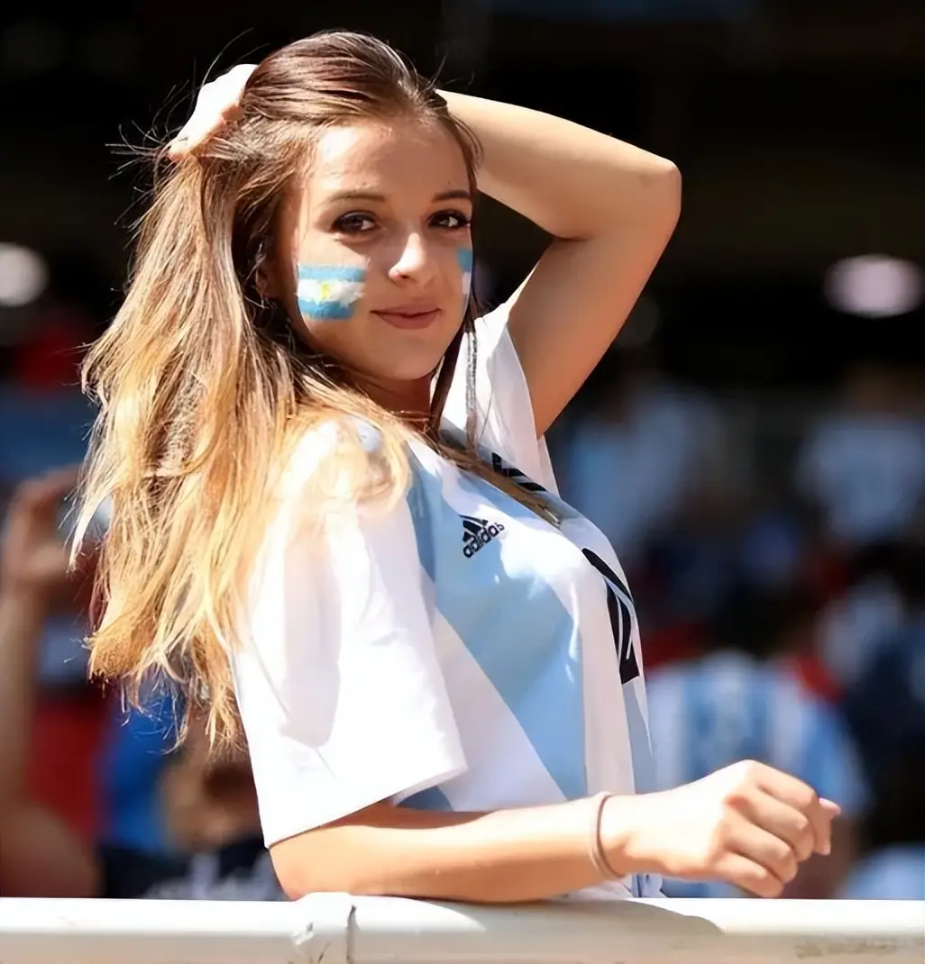 足球预测比分软件实时分析：数据更新速度为何关键？