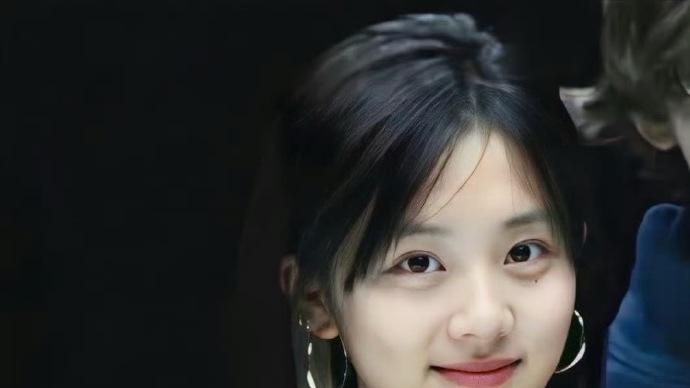 以前像妈妈孙莉一样圆润好看，如今黄多多暴瘦，评论区满是心疼