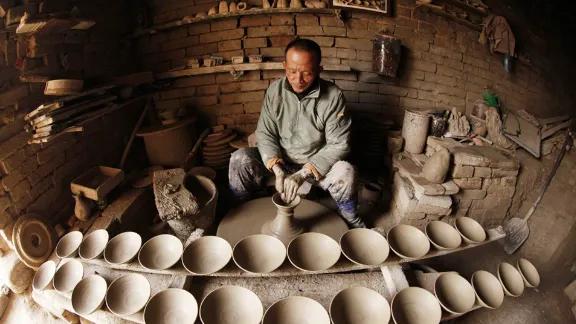 渭BA观赛非遗攻略④：看球逛非遗，好玩还能亲手体验