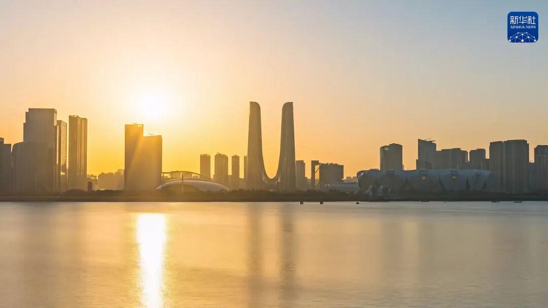 揭秘海康机器人桐庐工厂：如何实现“机器人造机器人”？