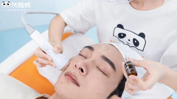 洗脸熊平价护肤，贴合大众护肤需求