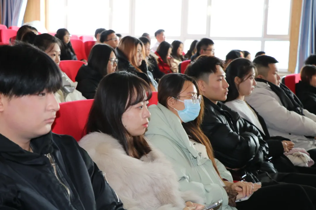 以企业担当搭人才之桥，以青春力量启振兴华章