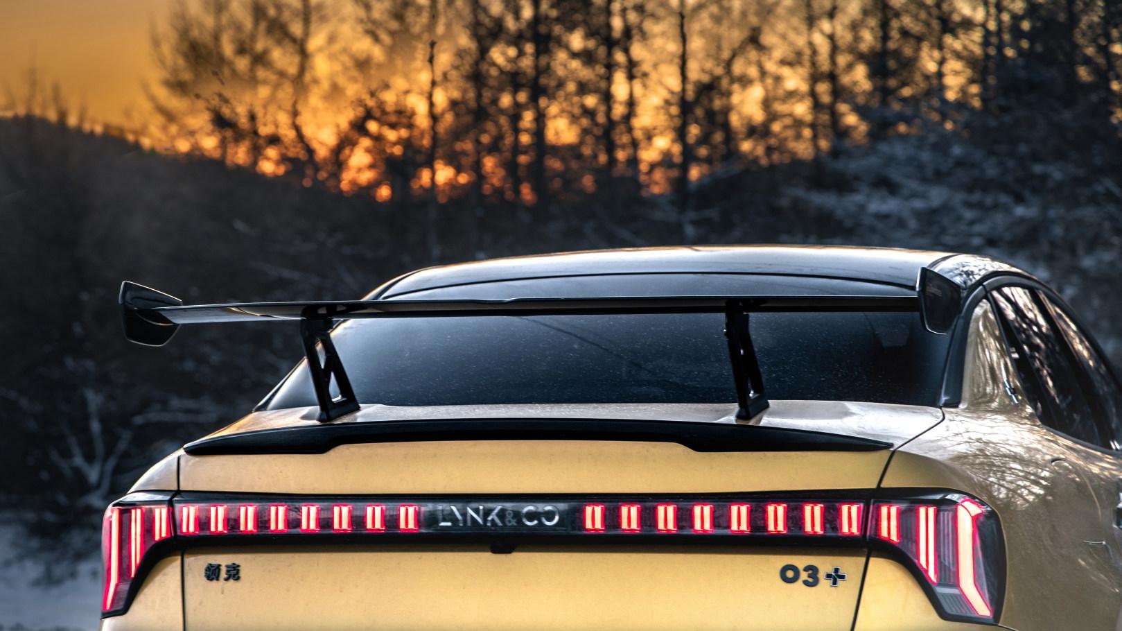 凭什么称霸寒冬？领克03家族给出满分答案