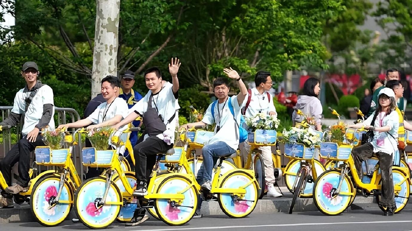 哪里能找到限定款“小黄车”？