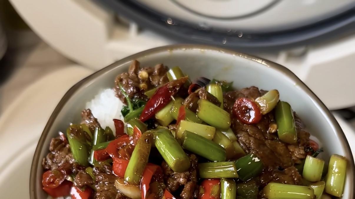 爆炒孜然牛肉：一口就爱上的下饭神器