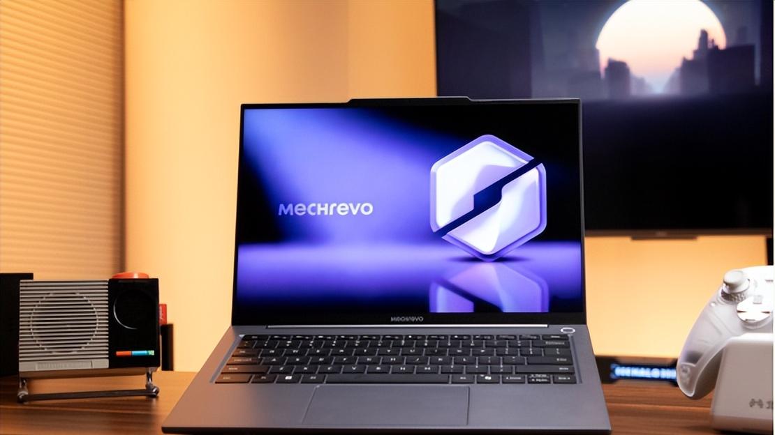 给孩子选学习本，就要一步到位的全能轻薄本