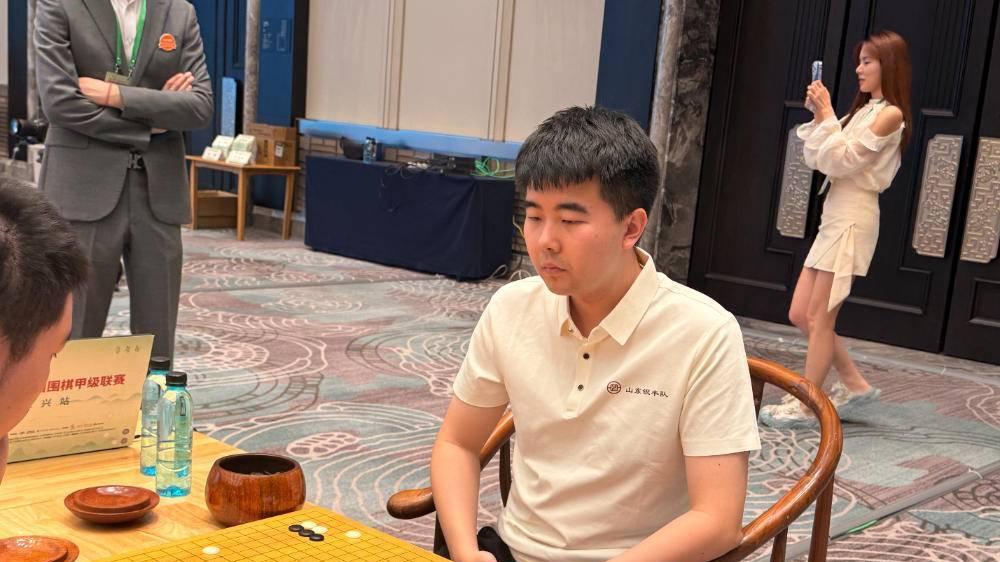 围甲鏖战蓉城克劲敌 山东银丰谈笑凯歌还