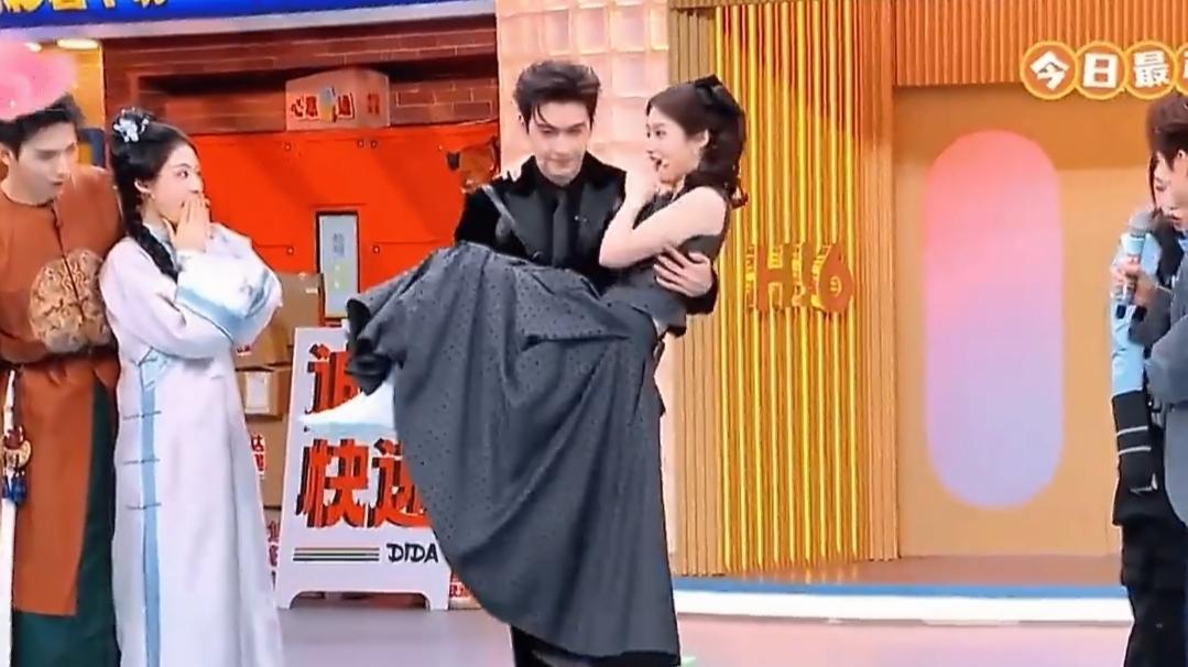 陈星旭卢昱晓“黑历史”大揭秘，全网玩梗乐翻天