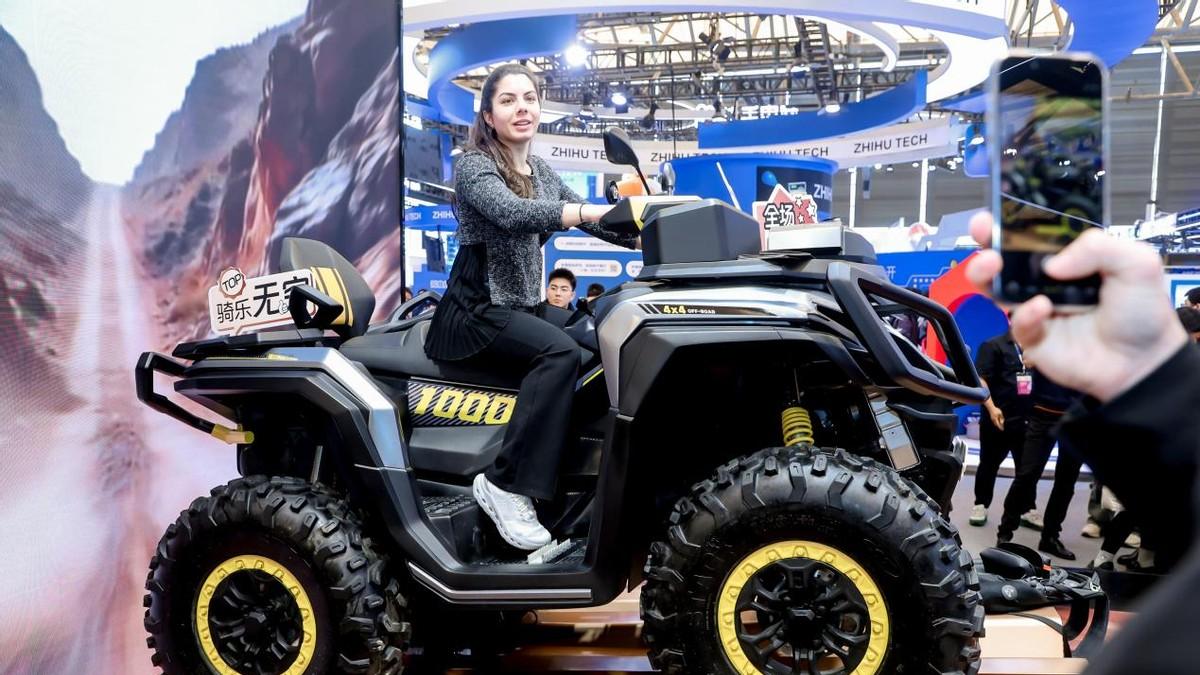 从电三轮到AWE炸场的全地形车，中国智造正在改写全球越野规则