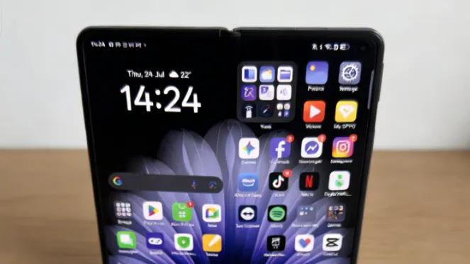 年初“小心”折叠屏促销陷阱！2026才是折叠屏元年？