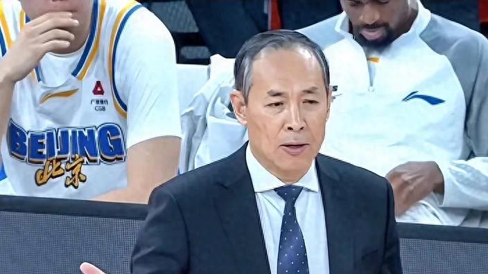 CBA焦点战今夜打响！22日19点35分！周琦曾凡博不打