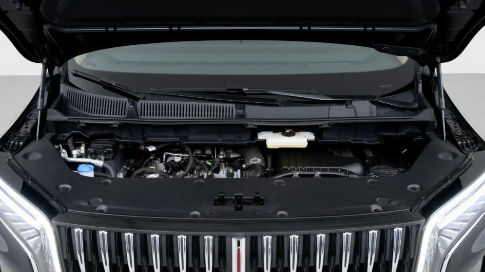 纯电续航220km，百公里油耗6.9L，26款红旗HQ9 PHEV上市