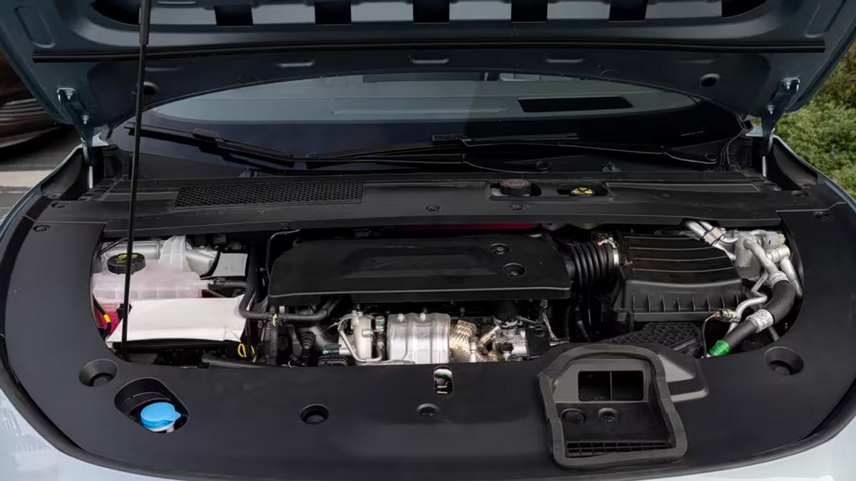 新款小鹏P7+即将上市，买现款还是新款，你会怎么选？