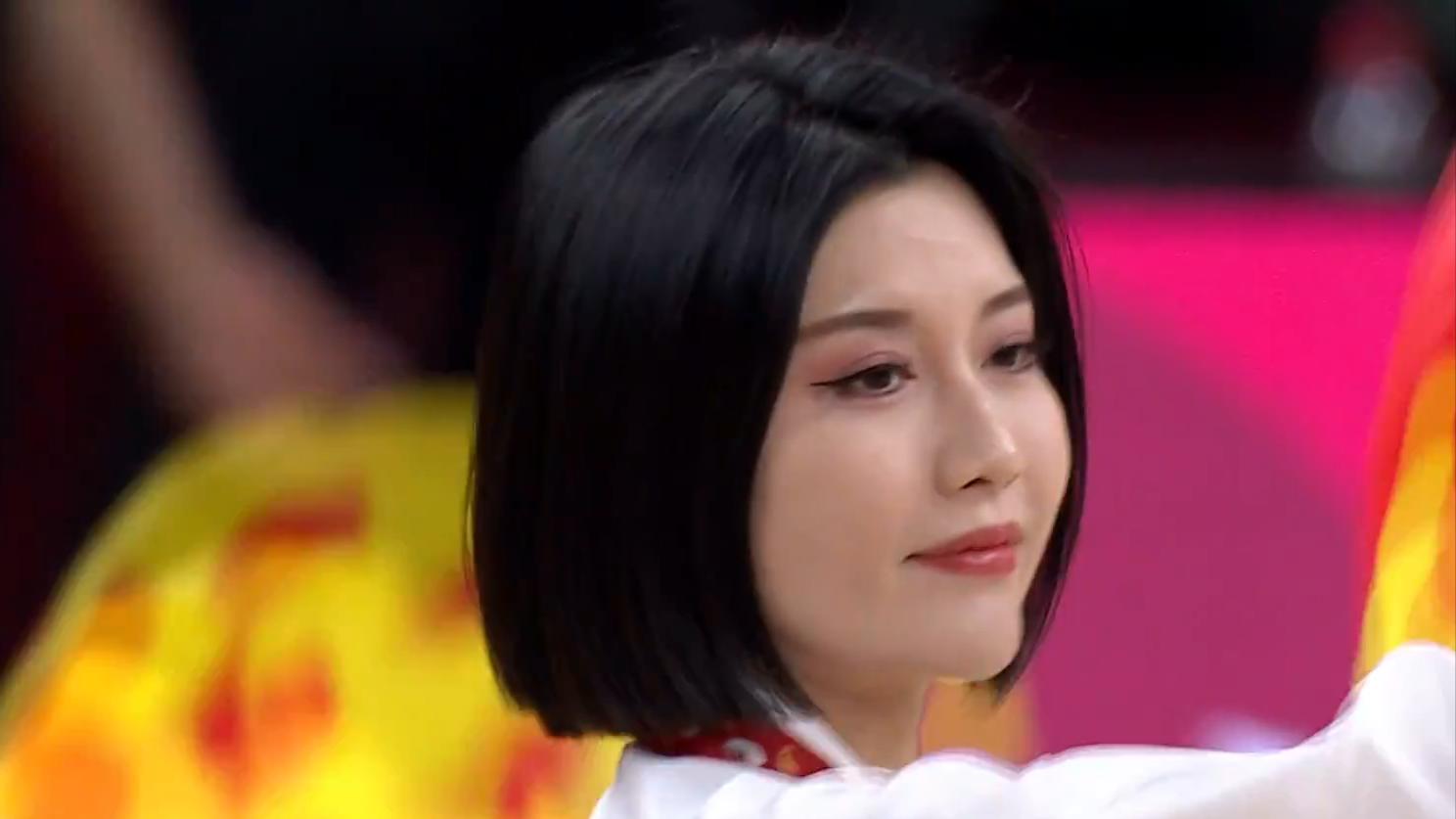 WCBA：杨舒予无缘四强，刘禹彤空砍16+12，王思雨12分晋级