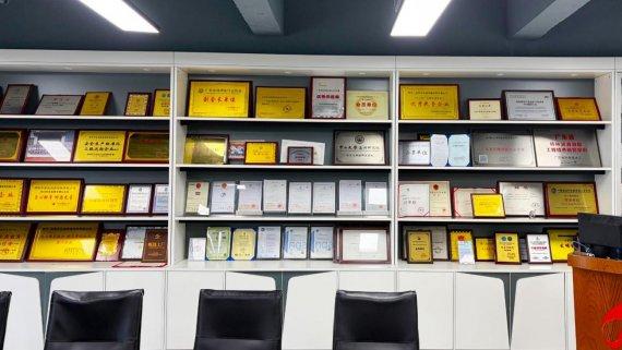 合诚电子电器润滑脂赋能智能终端与精密电器长效可靠