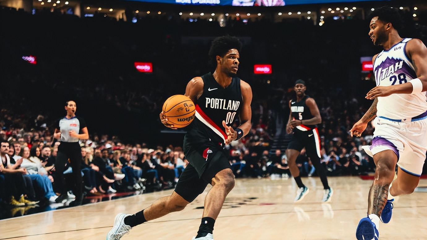 3人20+四杀爵士！霍勒迪25+5+7，亨德森25分，克林根21分15板7帽