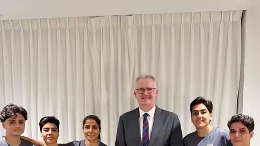 又跑三个，伊朗女足回国队员越来越少，此前五人已拿澳洲签证